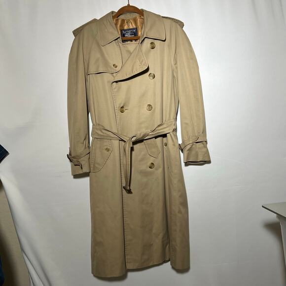 Burberry Burberrys' Trench Coat Kensington Nova Made in England sz 46R VTG Tan - Picture 16 of 16